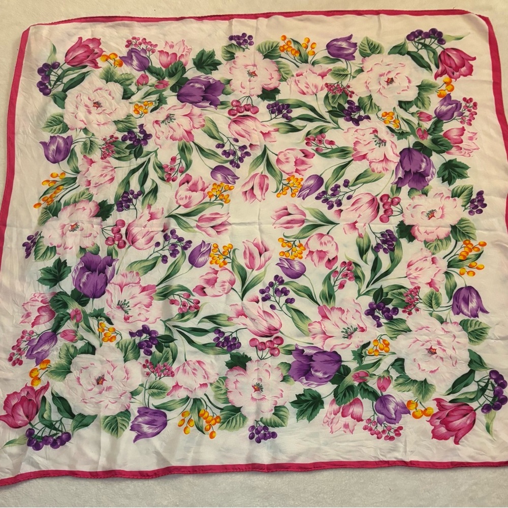Scarf: Floral 100% Silk Vintage Scarf EUC - Picture 15 of 15